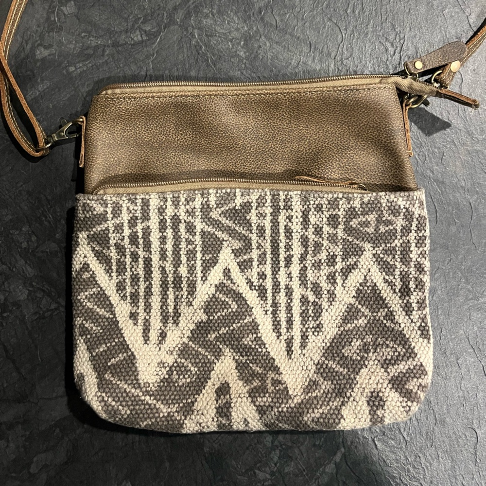 Myra Bag